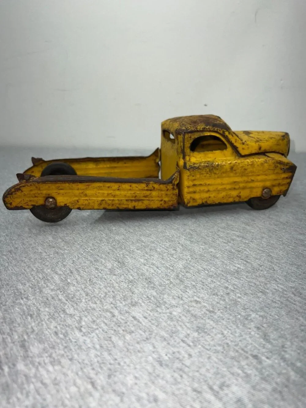 Vintage Buddy L Yellow Metal Toy‎ Dump Truck Distressed Patina 1950s Style